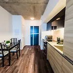 Gladstone Suites - Toronto Central